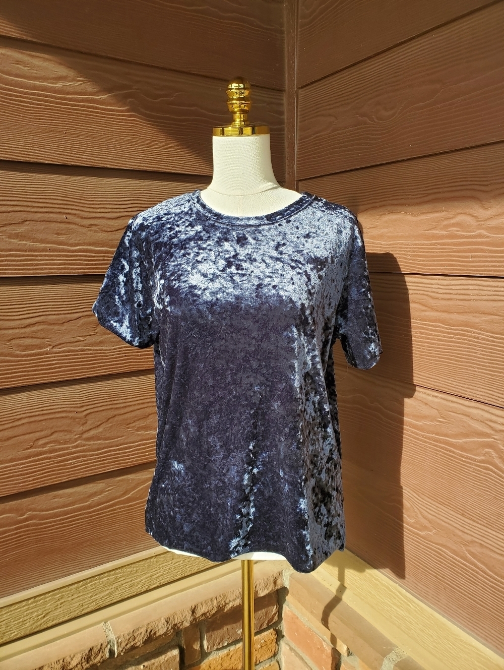 TIMING Blue Crushed Velvet Short Sleeve Women's Top Size Medium